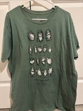Disney Finding Dory Graphic Tee - Green